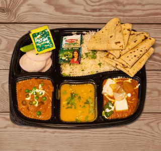 Veg Paneer Thali ( Rs. 195 - 10% Off )-Railofy